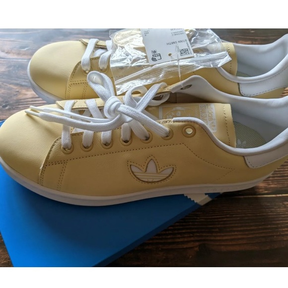adidas | Shoes | Brand New In Box Adidas Originals Stan Smith Style Bd7438  | Poshmark